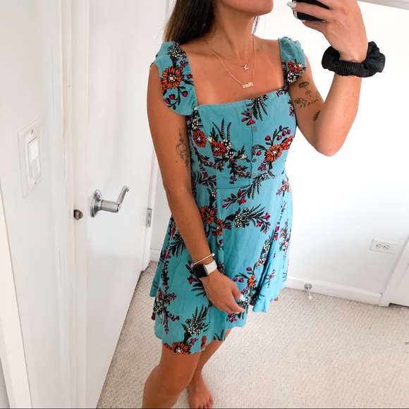 Lulus Dresses & Skirts - NWT Lulu's Blue Floral Mini Dress